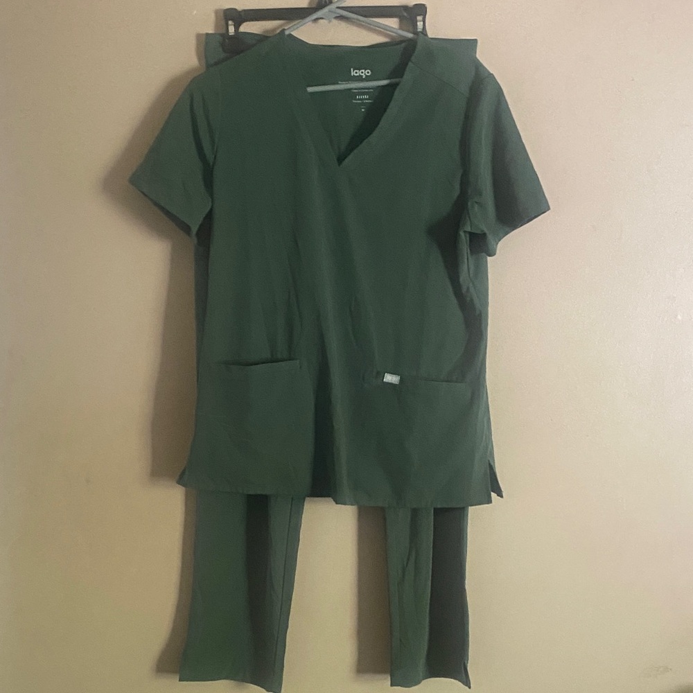 Lago Womens scrub set